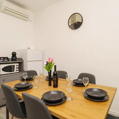 דירה With Parking Space - 25306 *