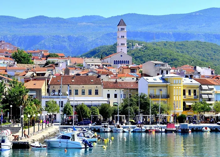 With Parking Space - 25306 Crikvenica